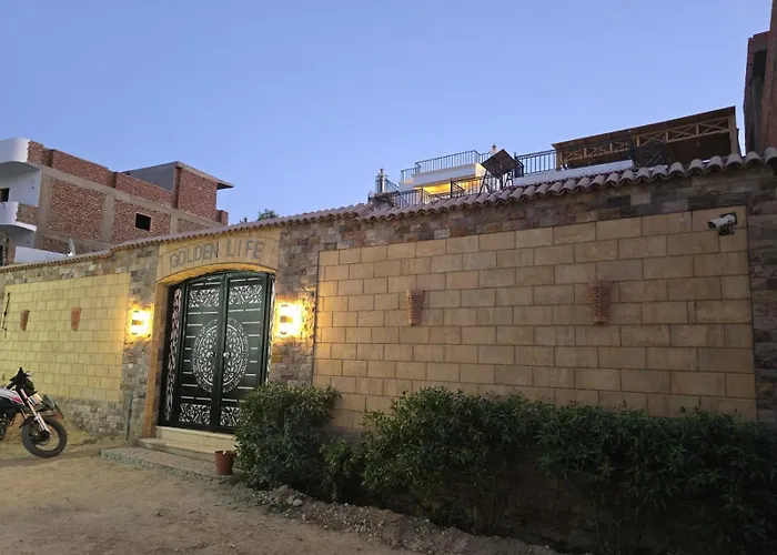 Villa Golden Life Apartments, New Property With Pool Access