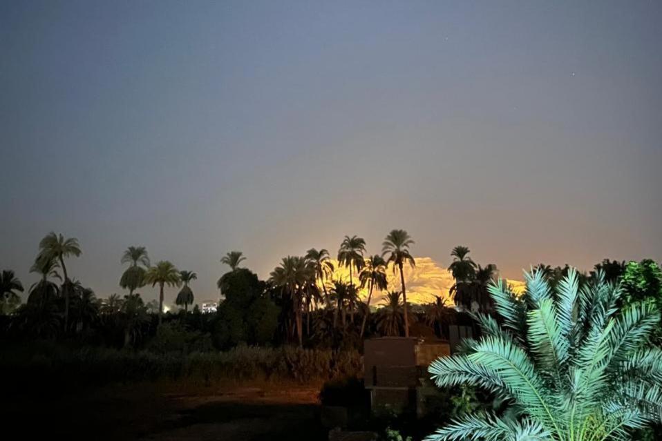 Golden Life Apartments, New With Pool Access Luxor