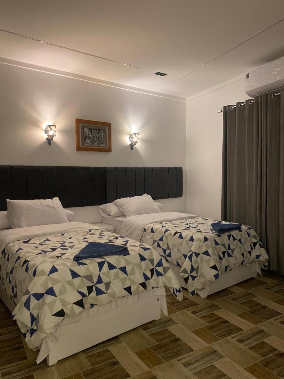 Golden Life Apartments, New With Pool Access Luxor