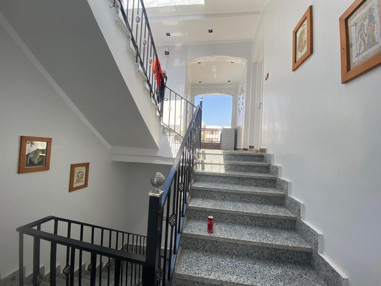 Golden Life Apartments, New With Pool Access Luxor