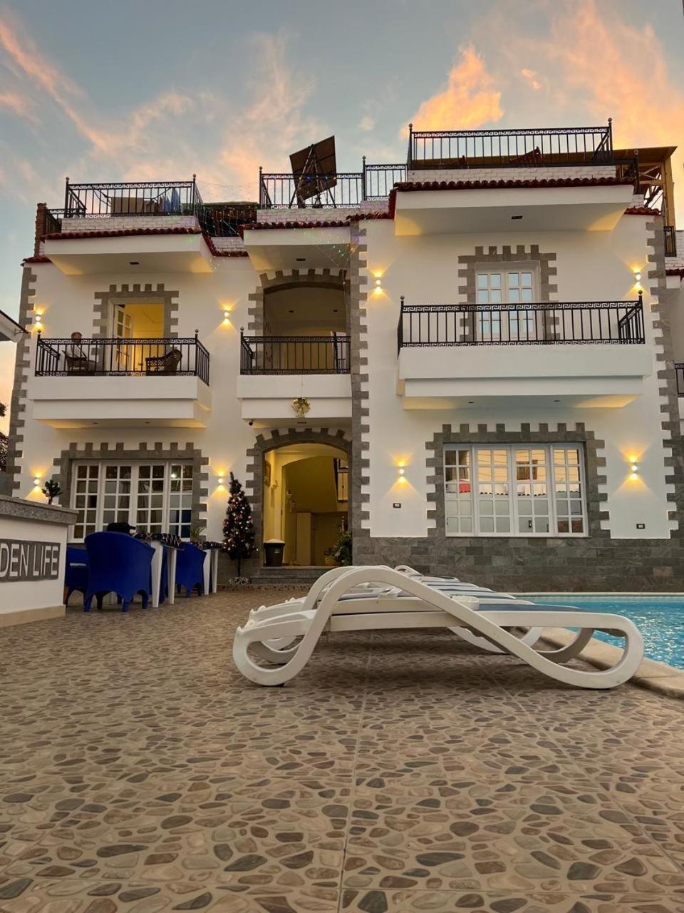Golden Life Apartments, New With Pool Access